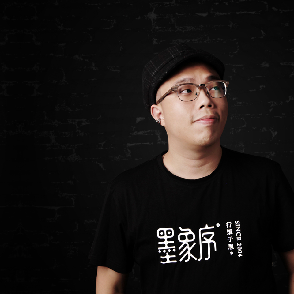 李进宇