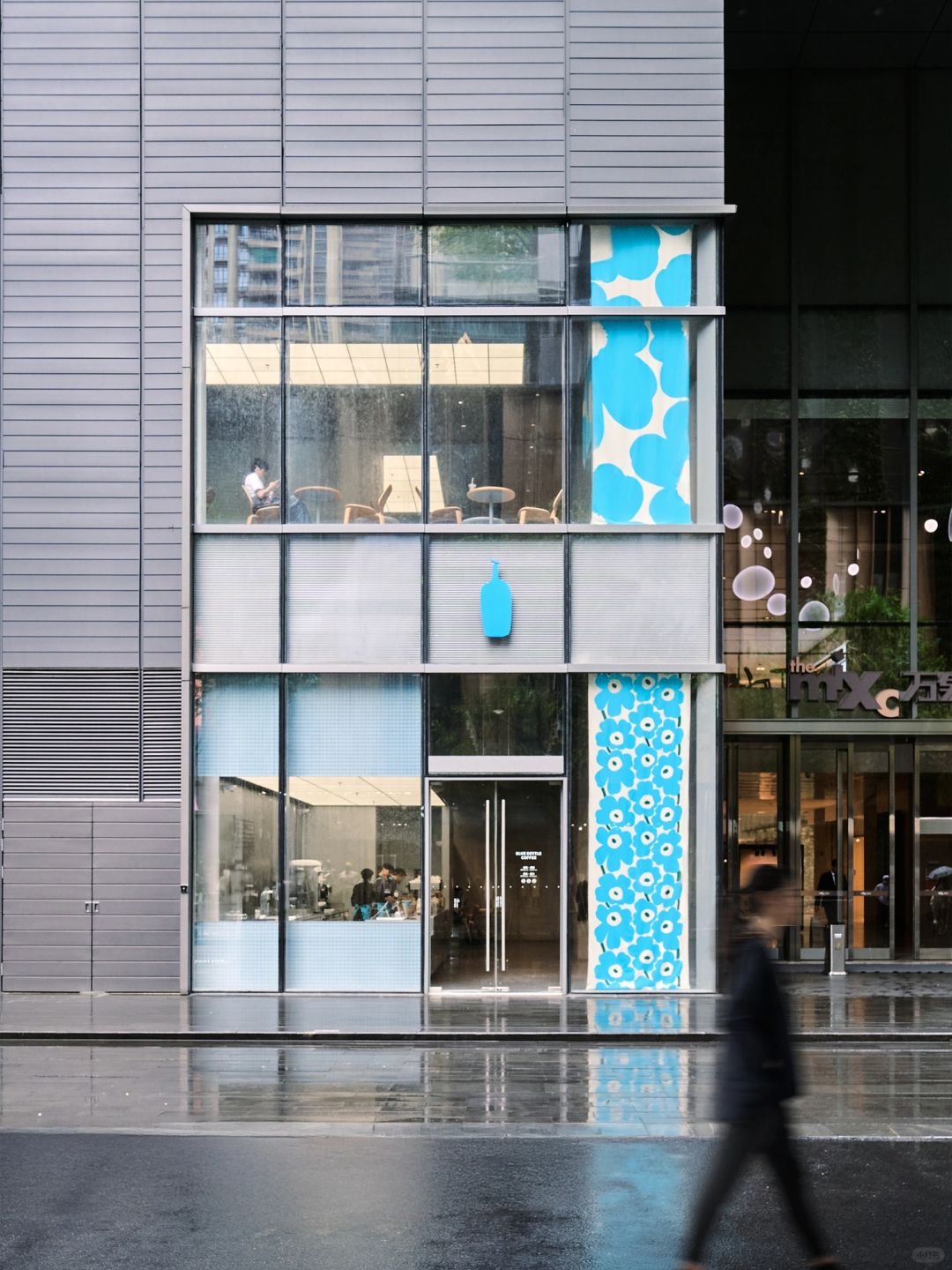 深圳餐饮空间设计，blue,深圳茶饮设计，深圳餐饮策划设计,深圳餐饮vi设计