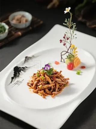 餐饮品牌设计在真实门店中的视觉落地效果如何?